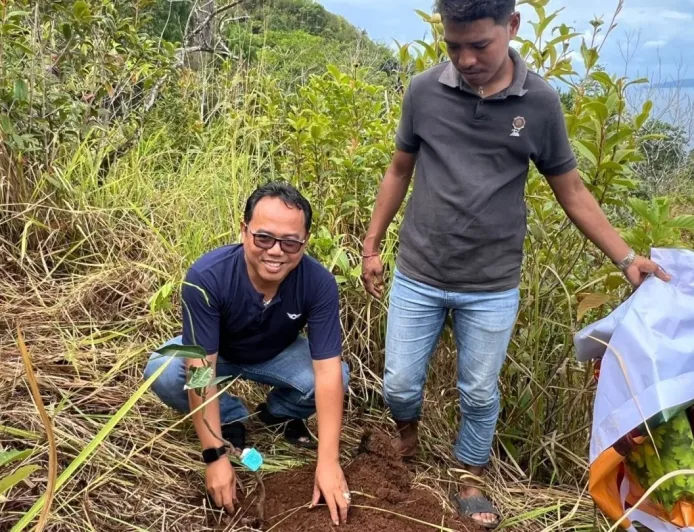 Umat Hindu di Ambon Gelar Aksi Sosial dan Penanaman Pohon Sambut Nyepi 1948 Saka