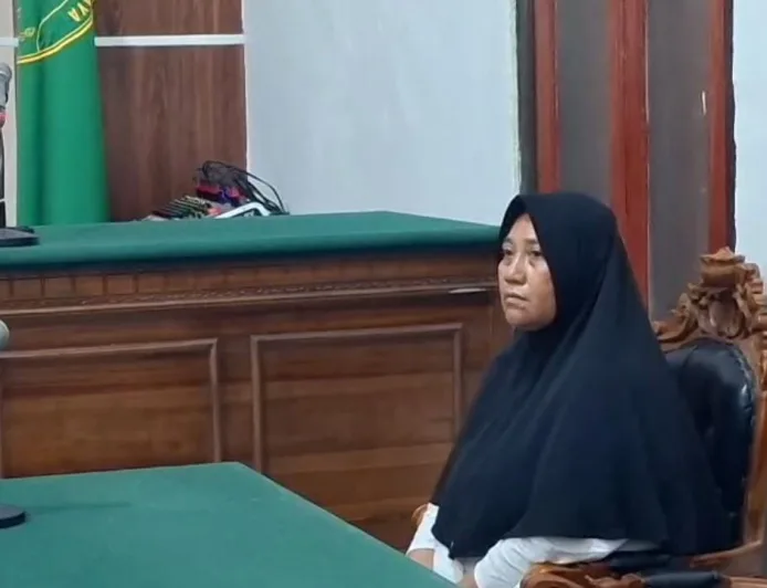 ART Gasak Emas dan Logam Mulia Majikan Rp500 Juta, Dituntut 2,6 Tahun Penjara