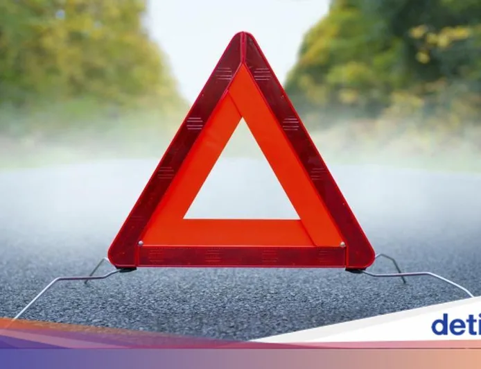 Pemotor Jatuh Akibat Lubang di Jl MT Haryono Jaktim, Dagu dan Dahi Robek Parah