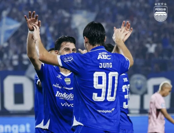 Hasil Persib Bandung vs Persik Kediri: Pangeran Biru Menang 3-0 di Super League 2025-2026