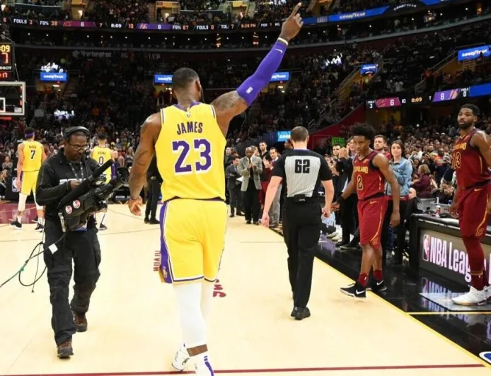 Byron Scott: Sudah Saatnya LeBron James Tinggalkan Lakers Musim Ini