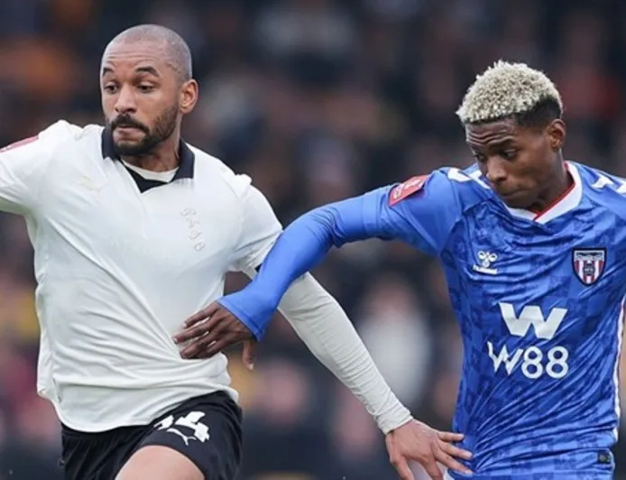 Dominasi Sunderland Hanya Ilusi, Dikalahkan Port Vale Tim Divisi Ketiga di Piala FA 2025-2026