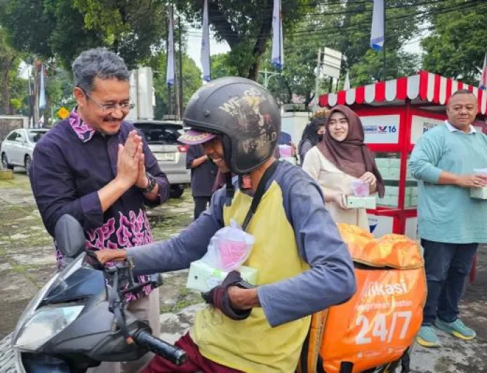 Partai Perindo Berbagi Takjil dan Modal Usaha, Dorong UMKM Tumbuh di Ramadan 2026