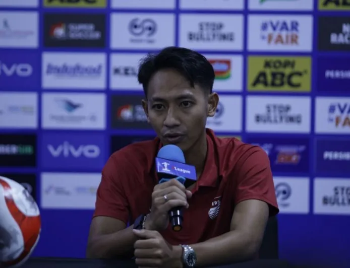 Persib Bandung Menang Telak 3-0 atas Persik Kediri, Beckham Putra Siap Hadapi Borneo FC