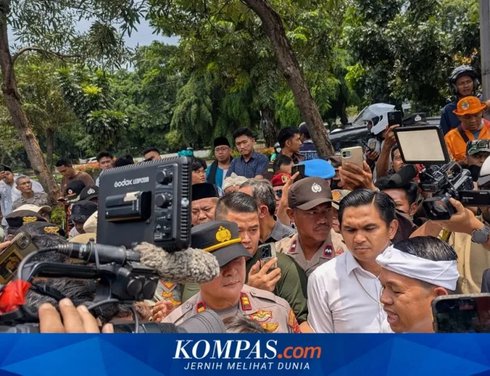 Dedi Mulyadi Diadang Mahasiswa Bekasi, Sorotan Tajam soal Banjir dan Anggaran BUMD
