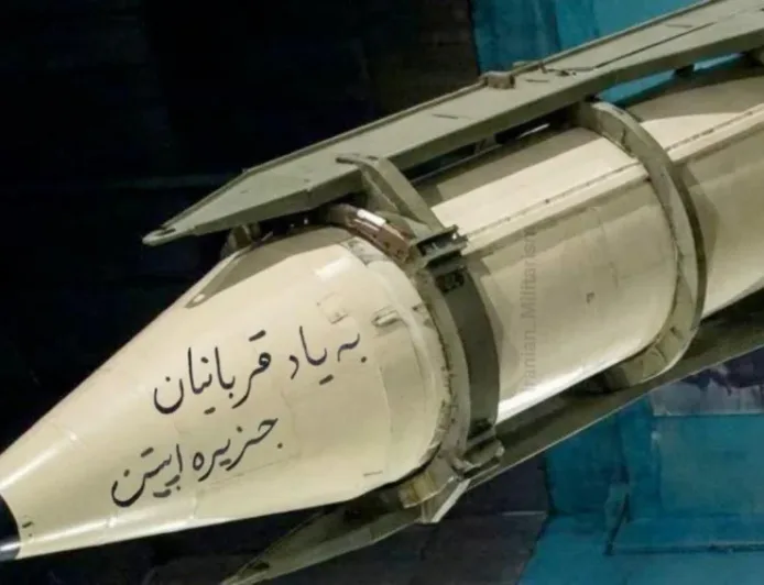 Viral Rudal Iran Bertuliskan Epstein Island, Sindiran Tajam ke Trump dan AS