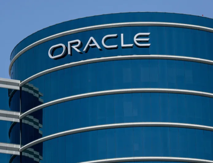 Oracle Siapkan PHK Seiring Efisiensi dari Alat Pemrograman AI