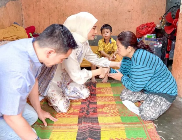 Putri Zulkifli Hasan Kunjungi Rumah Korban Banjir di Bandarlampung, Serukan Mitigasi Serius