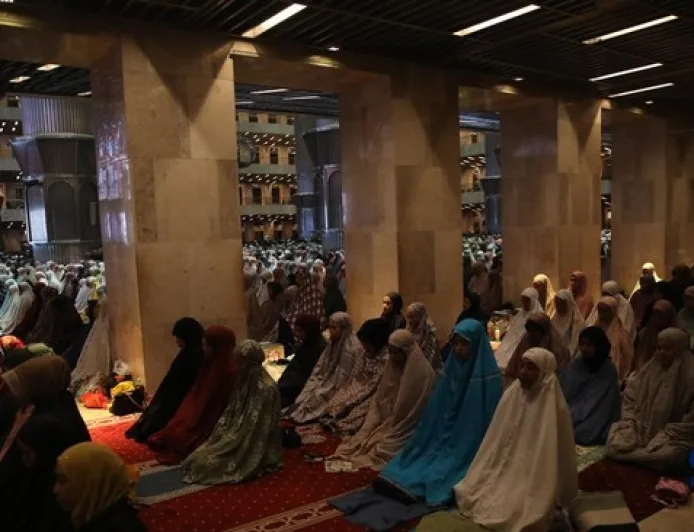 Waktu Magrib Buka Puasa Jakarta 13 Maret 2026 Lengkap dengan Jadwal Salat