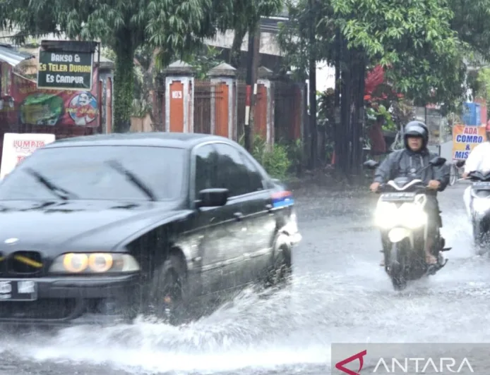 BPBD Kota Malang Ungkap Penyebab Banjir di 21 Lokasi Saat Hujan Deras