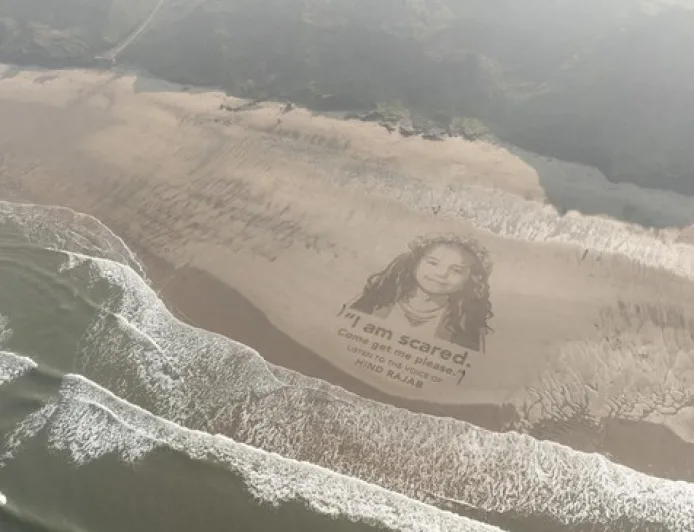 Potret Pasir Raksasa Gadis Palestina Muncul Jelang Oscar 2026