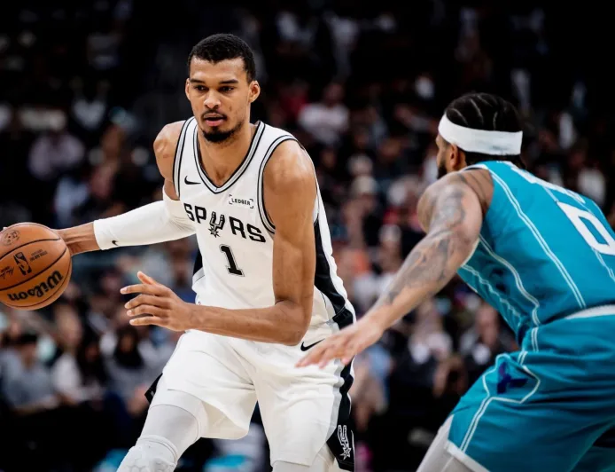 Victor Wembanyama Targetkan MVP dan DPOY di Musim Ketiganya