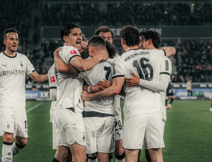 Borussia Monchengladbach Menang 2-0, Kevin Diks Puji Gol Indah Rekan Setim