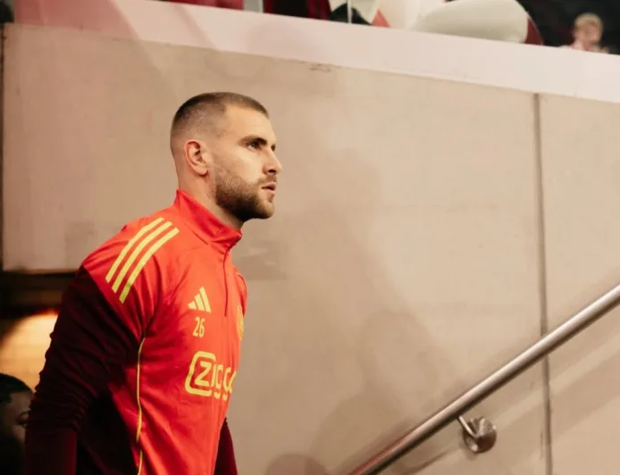 Maarten Paes Cetak Statistik Gemilang saat Ajax Amsterdam Menang 4-0 atas Sparta Rotterdam