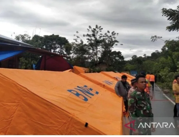 PLN Mulai Alirkan Listrik ke Huntara Korban Banjir Nagan Raya Secara Bertahap