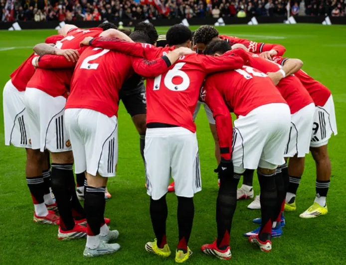 Klasemen Liga Inggris 2025-2026 Terbaru: MU Menang, Liverpool Ditahan Tottenham