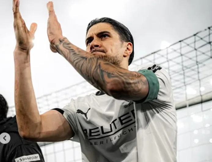 Kevin Diks Cetak Sejarah Jadi Kapten Pertama Indonesia di Bundesliga