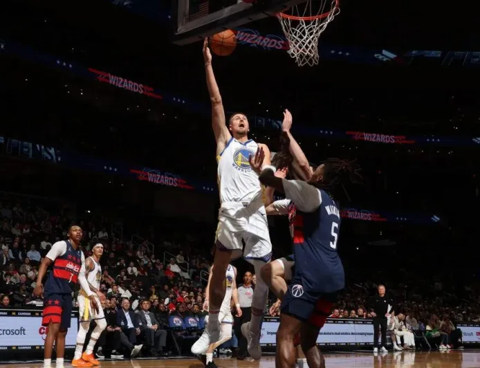 Kristaps Porzingis Cetak 30 Poin, Bawa Warriors Akhiri Lima Kekalahan Beruntun