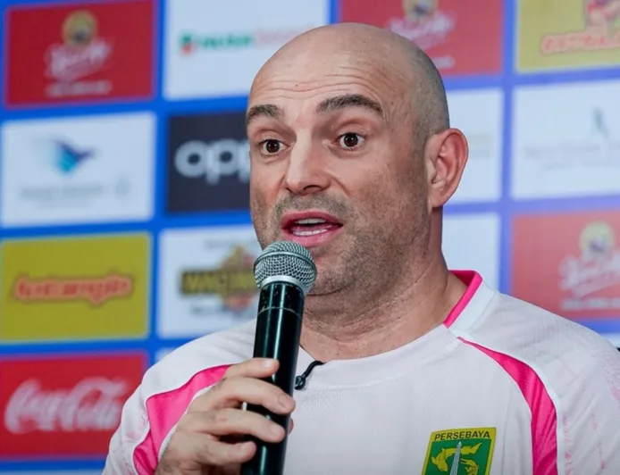Bernardo Tavares Janji Persebaya Surabaya Bangkit Usai Jeda Super League 2025-2026