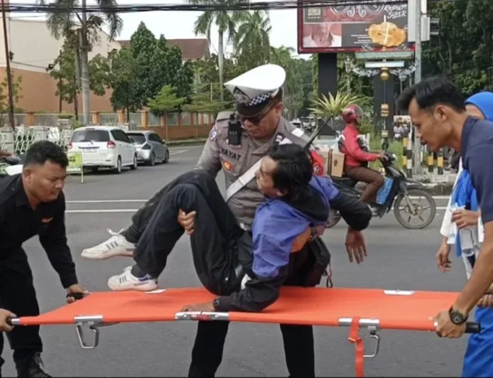 Kecelakaan Tunggal Pemudik di Jalan Arteri Cirebon Saat Puncak Arus Mudik