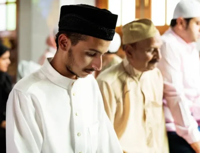 Memperkuat Dimensi Sosial dan Spiritual di Penghujung Ramadan: Pesan Ustaz Baginda Abu Bakar