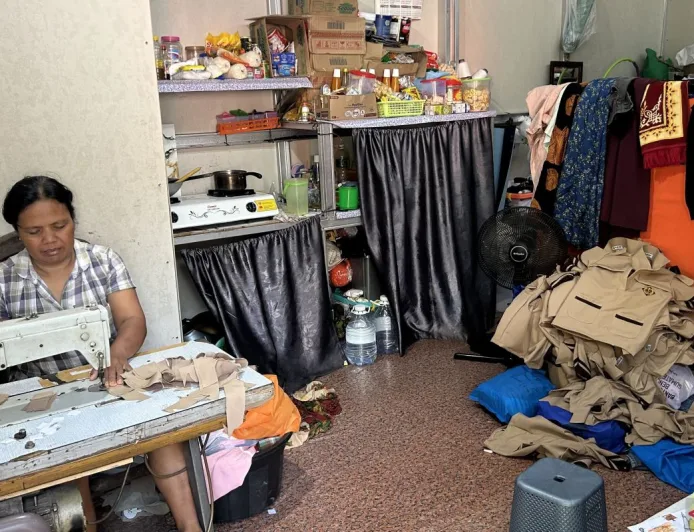 Penyintas Banjir Agam Bangkitkan Ekonomi dari Hunian Sementara dengan Usaha Kreatif