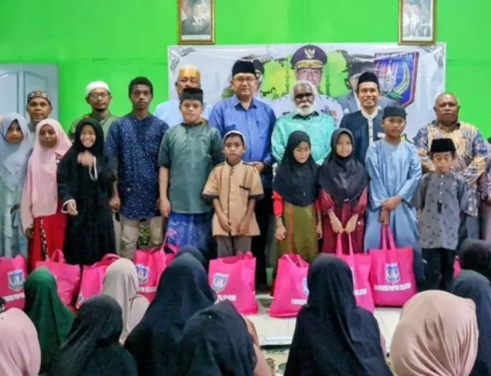 Wagub Papua Selatan Ajak Santri Bangun Kepedulian Sosial di Bulan Ramadhan