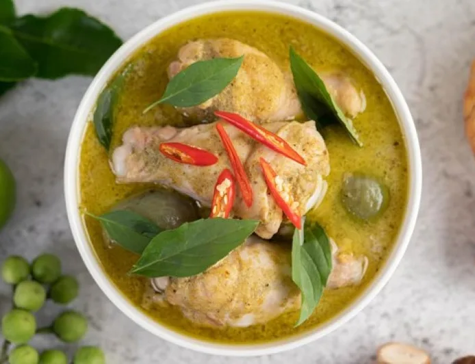 Opor dan Rendang Bikin Ngantuk? Ini Penyebabnya Menurut Dokter Gizi