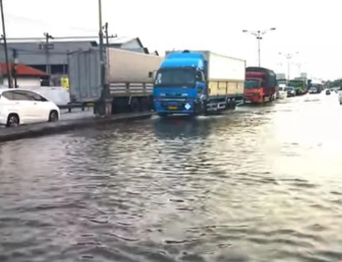 Banjir Rob Mengancam Pesisir Timur Jambi hingga 26 Maret 2026, Warga Diminta Waspada