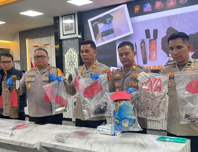 Polisi Ungkap Kasus Mutilasi Samarinda: Dua Pelaku Ditangkap dalam 12 Jam
