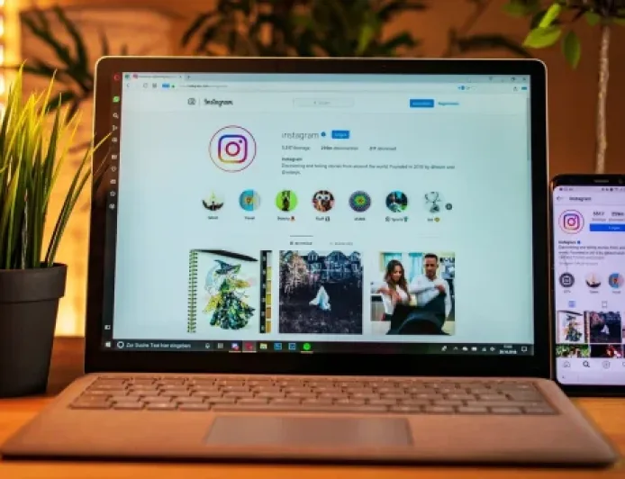 Bijak Bermedia Sosial: Cara Efektif Cegah Dosa dan Fitnah Digital