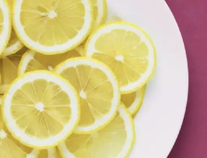 5 Buah Ampuh Turunkan Asam Urat Secara Alami dan Efektif