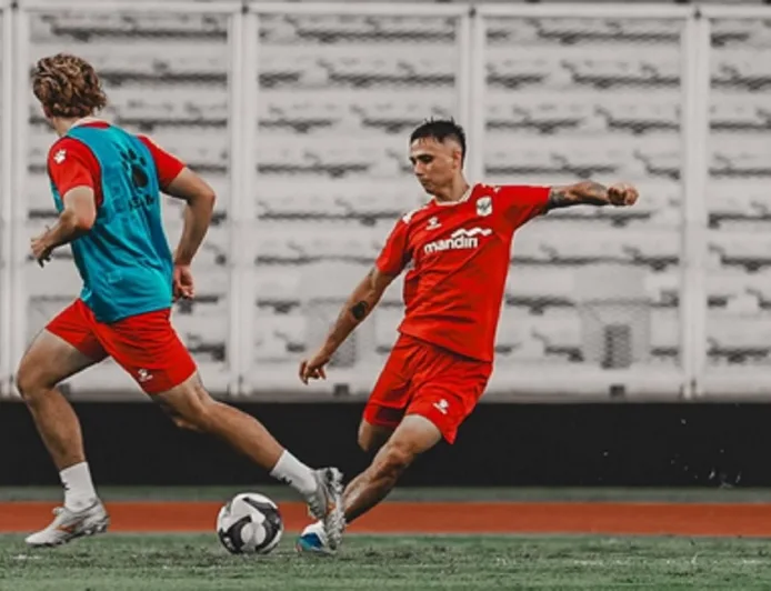 Respons John Herdman Soal Pria Mirip Luke Vickery Ikut Latihan Timnas Indonesia