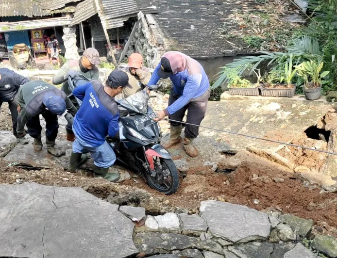 25 Titik Longsor Terjadi di Majalengka Pascalebaran, Ini Dampaknya