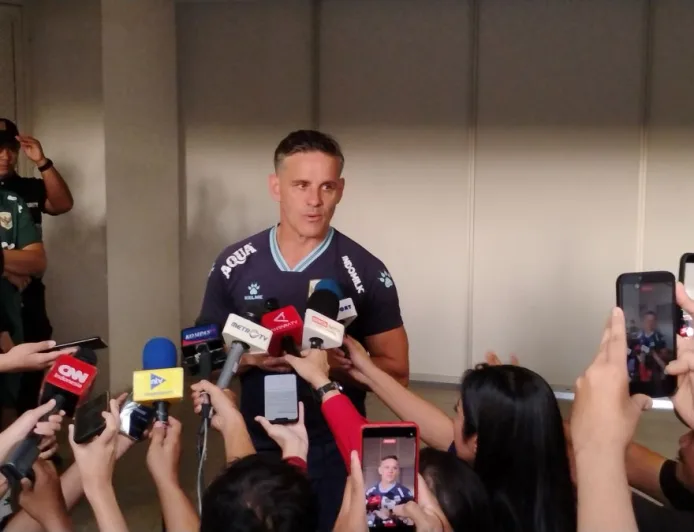 Respons Berkelas John Herdman Soal Absennya Dean James di Timnas Indonesia FIFA Series 2026