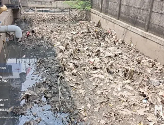 Warga RW 03 Semper Timur Minta Pengerukan Kali Dilanjutkan untuk Cegah Banjir