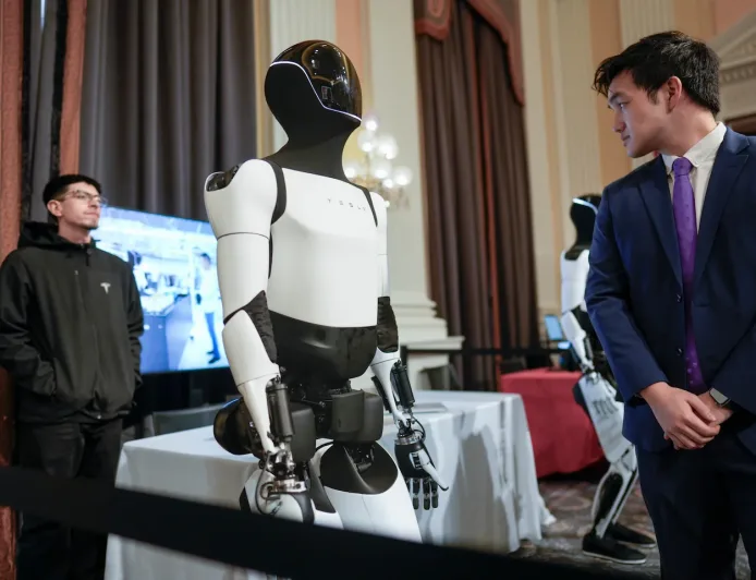 Rencana Elon Musk dan Miliarder Lain Hapuskan Tenaga Kerja Manusia dengan Robot Humanoid