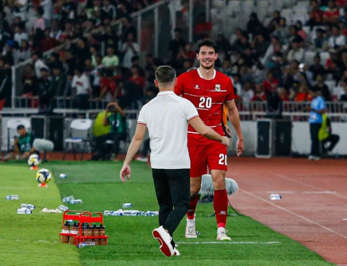 John Herdman Merinding Dengarkan Lagu Indonesia Raya Saat Debut di Timnas Indonesia