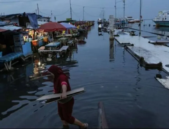 BMKG Peringatkan Potensi Banjir Rob Awal April 2026, Waspadai Wilayah Pesisir
