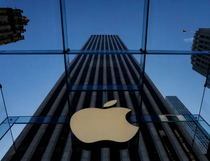 Apple Rekrut Mantan Eksekutif Google untuk Pimpin Pemasaran AI dan Perbaikan Siri