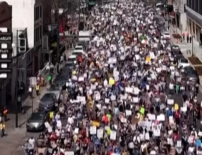 Jutaan Warga AS Ikut Demo 'No Kings' Tolak Kebijakan Trump dan Perang Iran