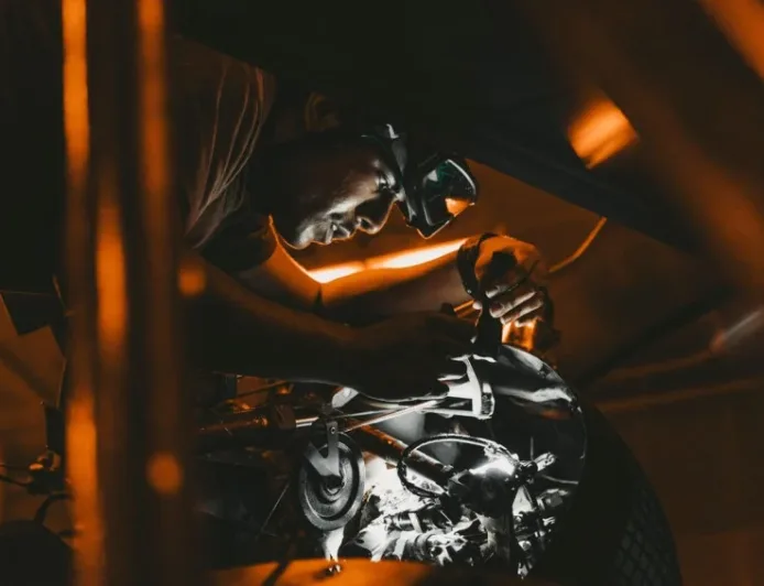 Selat Hormuz Ditutup, 8 Negara Terapkan Strategi Kunci Atasi Krisis Energi Global