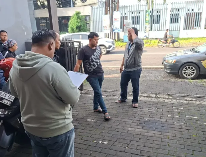 Gudang di Singosari Disatroni Maling, Mobil Boks Raib Terekam CCTV Jam 03.23