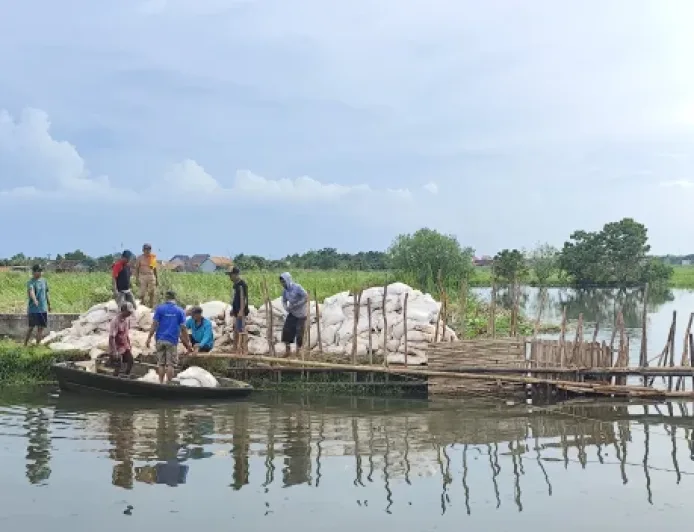 Banjir Lima Hari di Pasirsari: Warga Mendesak Perbaikan Tanggul Sungai Bremi