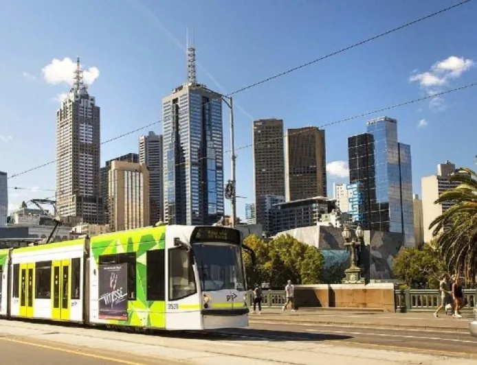 Australia Gratiskan Transportasi Umum untuk Redam Harga BBM Mahal Akibat Perang