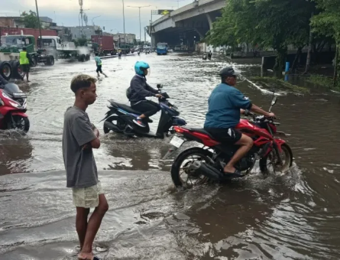 Peringatan Cuaca Ekstrem Jakarta: BPBD Waspadai Hujan Lebat hingga 2 April 2026