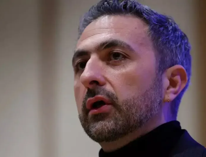 CEO AI Microsoft Mustafa Suleyman: Industri AI Akan Ditentukan oleh Skala Operasi, Bukan Model Terpintar