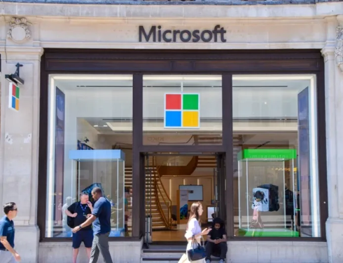 Microsoft Luncurkan Sistem Riset AI Terbaru 'Critique' dengan Fitur Multi-Modal