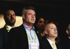 Presiden Fenerbahçe Sadettin Saran Selamat dari Kecelakaan Mobil di Kadıköy