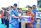 TNI AU Bagikan 6.000 Paket Sembako Bantu Korban Longsor Cisarua